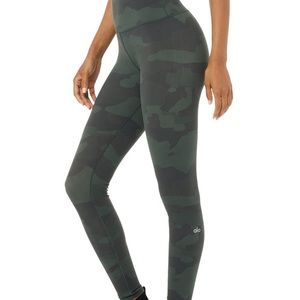 ALO Yoga High-Waist Camo Vapor Legging